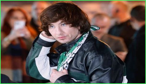 Barry Keoghan Bio, Net Worth, Girlfriend, Dunkirk, Movies, Instagram
